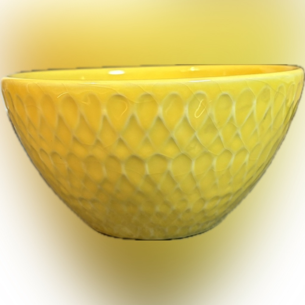 Yellow Textured Primagera Bowl
